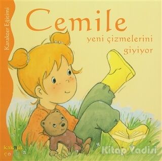 Cemile Yeni Çizmelerini Giyiyor - 1